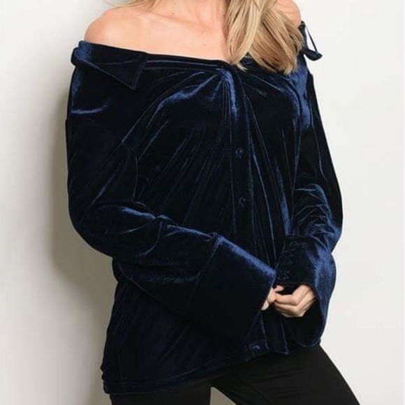 REGALIA OFF THE SHOULDER VELVET TOP (NAVY) - Picture 2 of 4